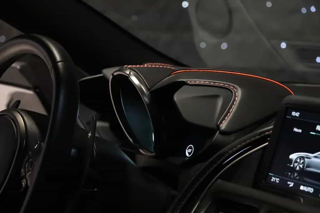 Aston Martin DBS Superleggera - Premium Audio - Full Seats 02/2019-photo-12