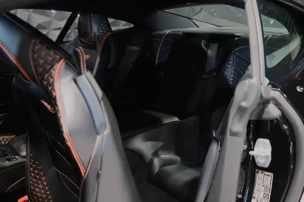 Aston Martin DBS Superleggera - Premium Audio - Full Seats 02/2019-photo-19