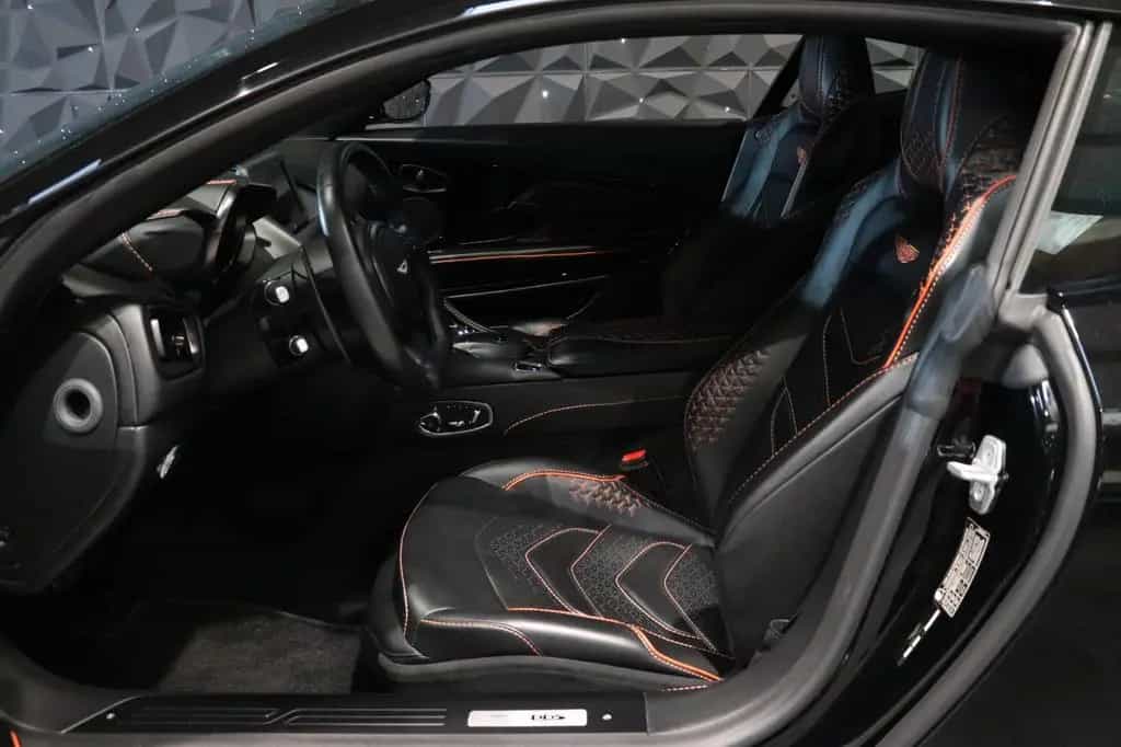 Aston Martin DBS Superleggera - Premium Audio - Full Seats 02/2019-photo-5