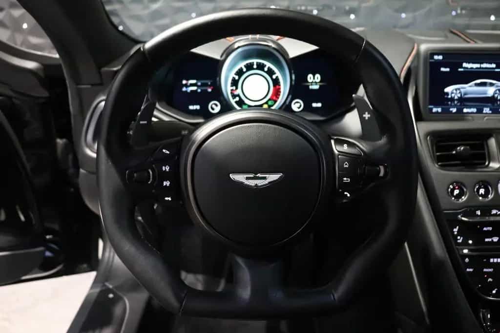 Aston Martin DBS Superleggera - Premium Audio - Full Seats 02/2019-photo-7