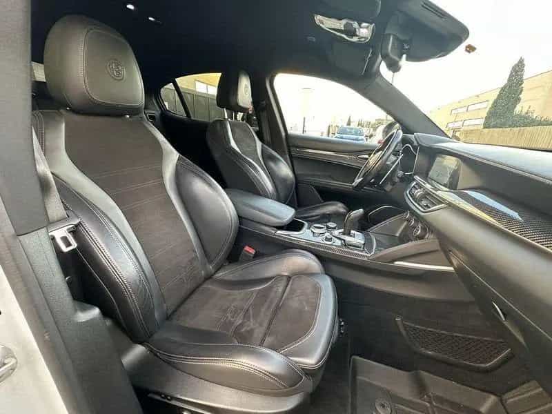 Alfa Romeo Stelvio 2.2 Turbo Q4 Veloce Ti AT8 21 03/2021-photo-11