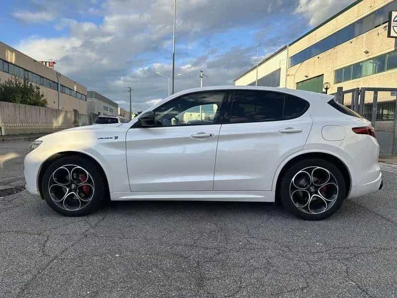 Alfa Romeo Stelvio 2.2 Turbo Q4 Veloce Ti AT8 21 03/2021-photo-2