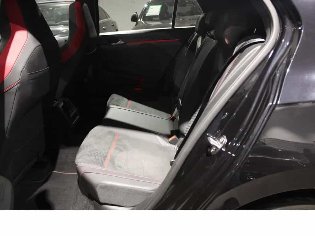 Volkswagen Golf GTI Clubsport MATRIX*PANO*SHZ*NAVI*VIRT* 09/2021-photo-24