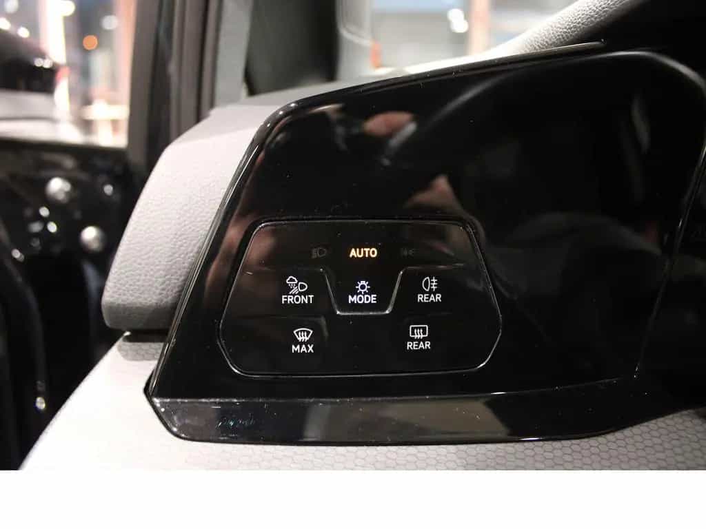 Volkswagen Golf GTI Clubsport MATRIX*PANO*SHZ*NAVI*VIRT* 09/2021-photo-8
