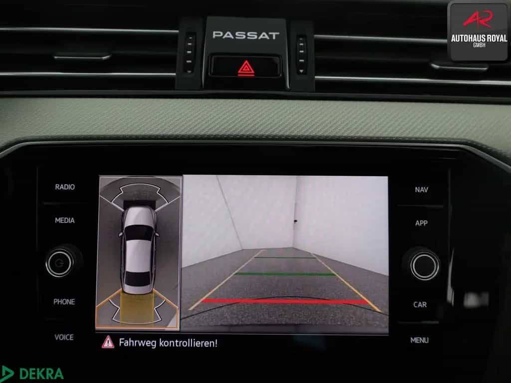 Volkswagen Passat 2.0 TSI R LINE DYNAUDIO,HEADUP,360GRAD,SH 07/2020-photo-19