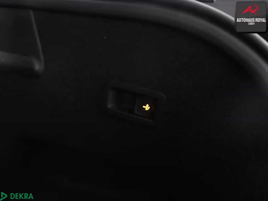 Volkswagen Passat 2.0 TSI R LINE DYNAUDIO,HEADUP,360GRAD,SH 07/2020-photo-23