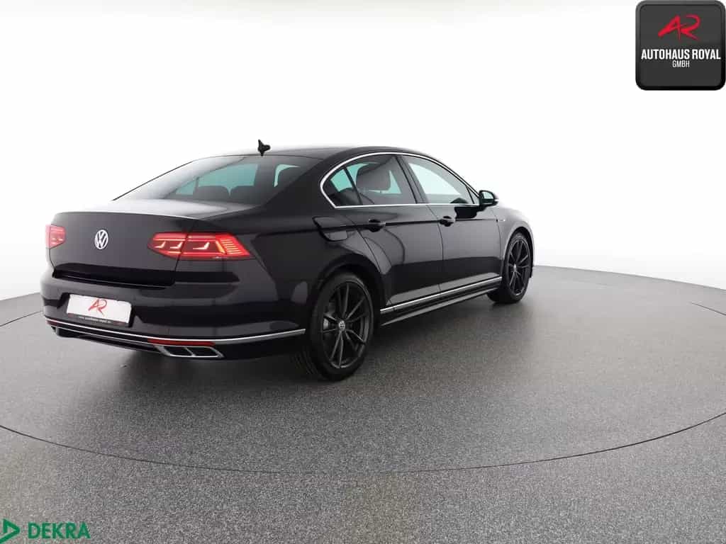 Volkswagen Passat 2.0 TSI R LINE DYNAUDIO,HEADUP,360GRAD,SH 07/2020-photo-4