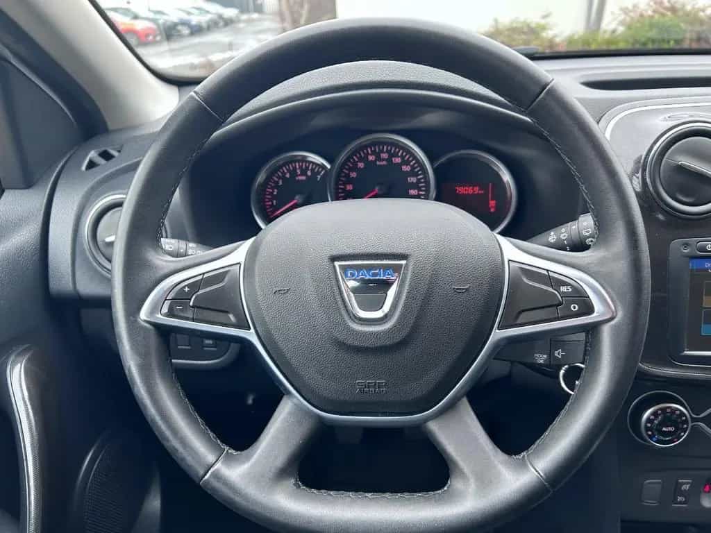 Dacia Sandero 1.0 TCe 100 Comfort NAVI+KLIMAAUTOM.+ 01/2021-photo-10