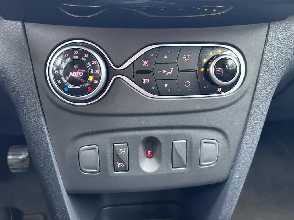 Dacia Sandero 1.0 TCe 100 Comfort NAVI+KLIMAAUTOM.+ 01/2021-photo-33