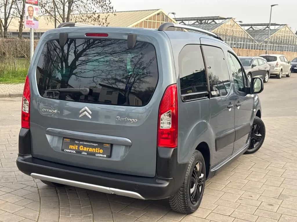 Citroën Berlingo 1.6 Kombi XTR 5-SITZER+KLIMAAUT+MFL+ISO 01/2009-photo-10