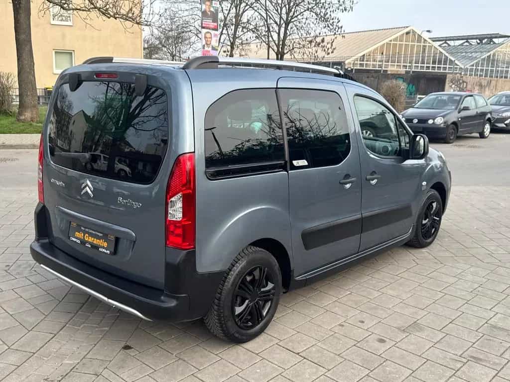 Citroën Berlingo 1.6 Kombi XTR 5-SITZER+KLIMAAUT+MFL+ISO 01/2009-photo-11