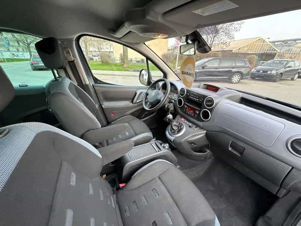 Citroën Berlingo 1.6 Kombi XTR 5-SITZER+KLIMAAUT+MFL+ISO 01/2009-photo-18