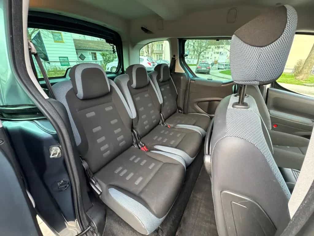 Citroën Berlingo 1.6 Kombi XTR 5-SITZER+KLIMAAUT+MFL+ISO 01/2009-photo-21