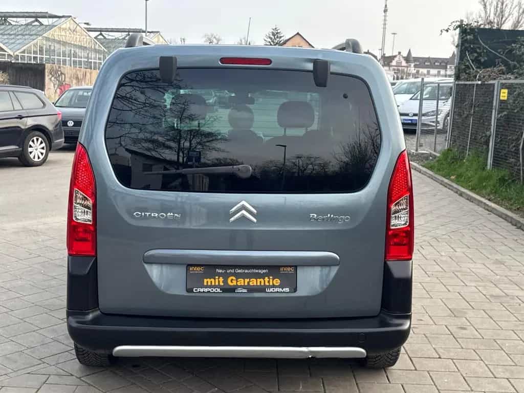 Citroën Berlingo 1.6 Kombi XTR 5-SITZER+KLIMAAUT+MFL+ISO 01/2009-photo-8