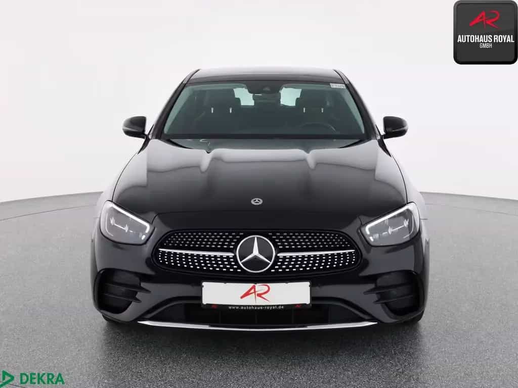 Mercedes-Benz E 300 d T 4M AMG KAMERA,PANO,AMBIENTE,MEMORY,AHK 07/2022-photo-7