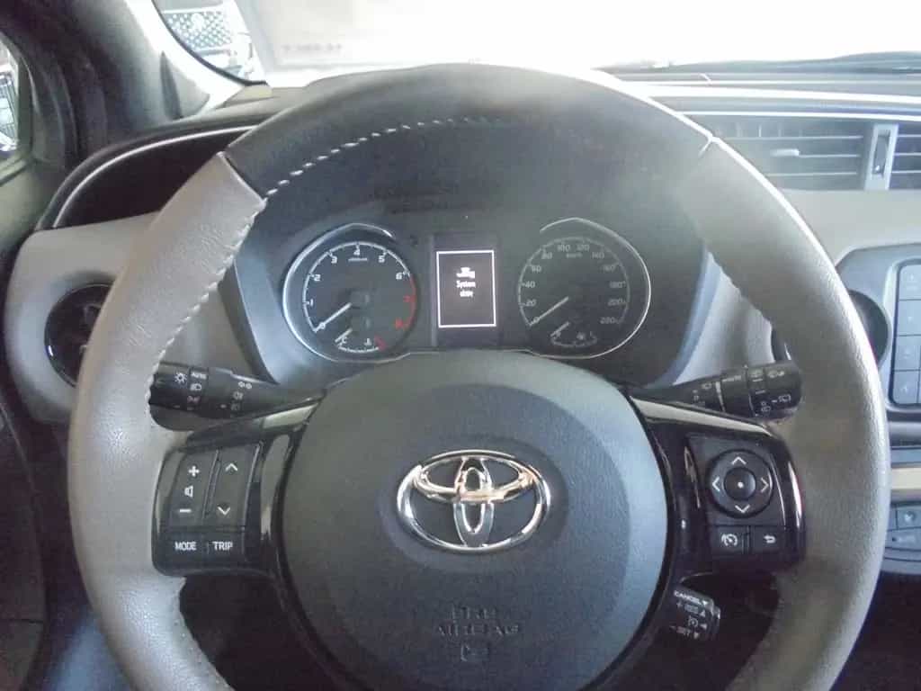 Toyota Yaris 5-Türer 1,5-Dual-VVT-iE Style Selection 03/2021-photo-7