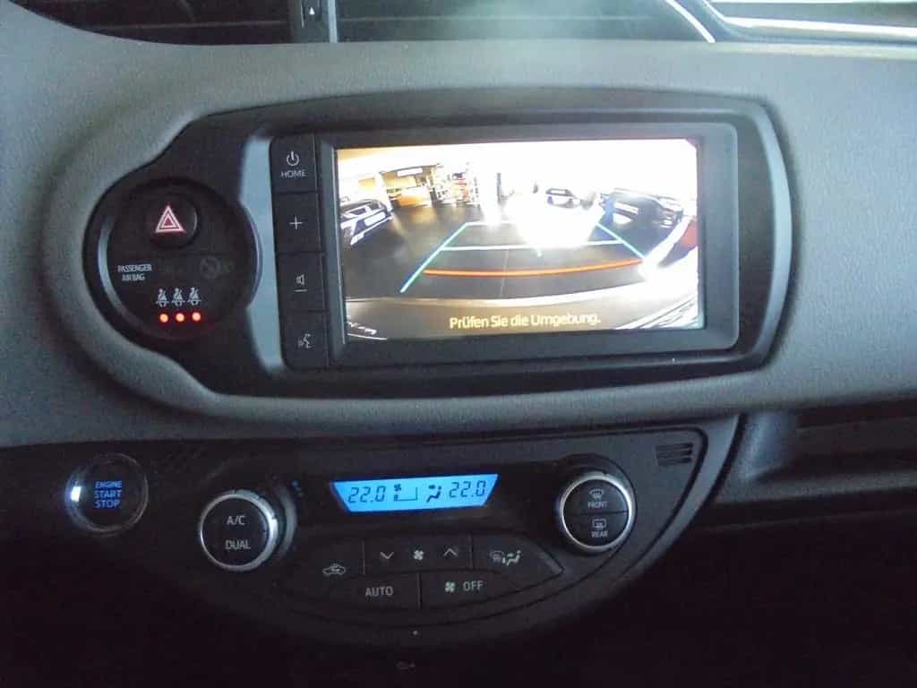 Toyota Yaris 5-Türer 1,5-Dual-VVT-iE Style Selection 03/2021-photo-9