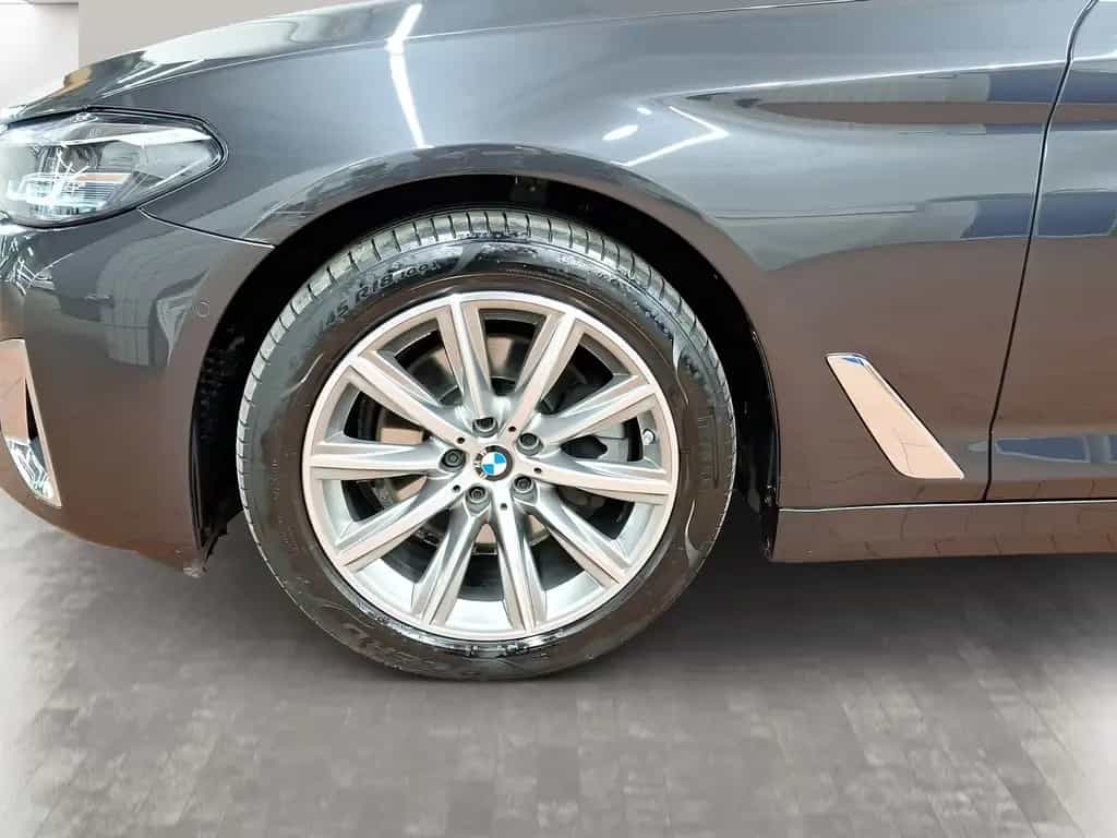 BMW 5 Series d xDrive Touring AHK Driv.Assist.Prof Kamera 11/2022-photo-8