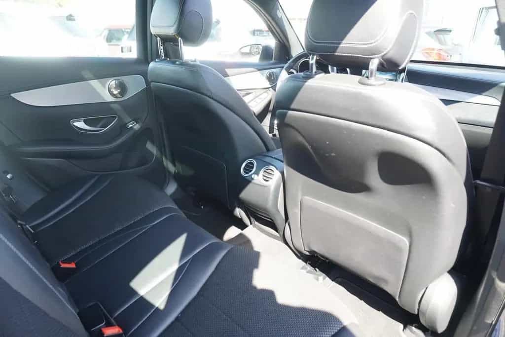 Mercedes-Benz GLC 250 4Matic Aut. LED Navi Panorama Burmester 04/2017-photo-11