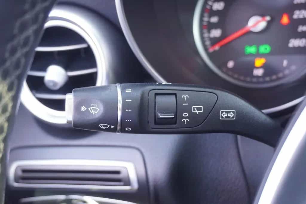 Mercedes-Benz GLC 250 4Matic Aut. LED Navi Panorama Burmester 04/2017-photo-19