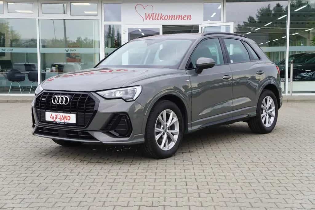 Audi Q3 40 TFSI quattro S line S-Tronic LED Navi PDC 10/2019-photo-1