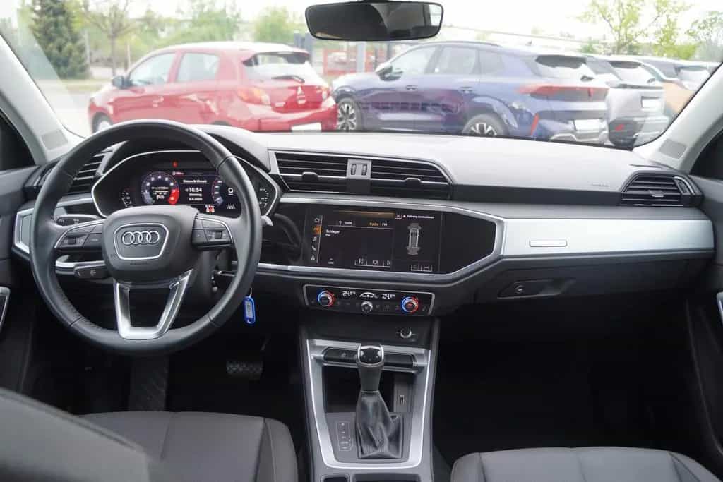Audi Q3 40 TFSI quattro S line S-Tronic LED Navi PDC 10/2019-photo-13