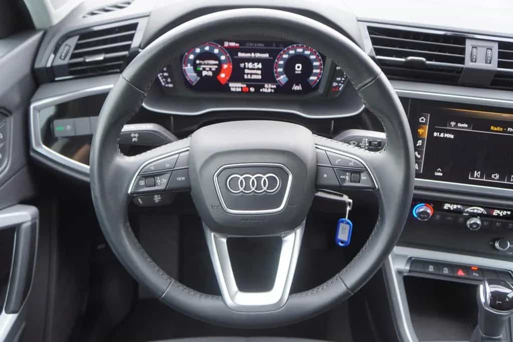 Audi Q3 40 TFSI quattro S line S-Tronic LED Navi PDC 10/2019-photo-14