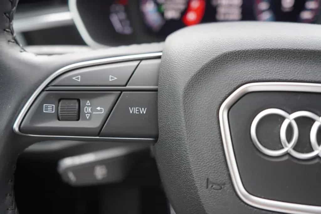 Audi Q3 40 TFSI quattro S line S-Tronic LED Navi PDC 10/2019-photo-17