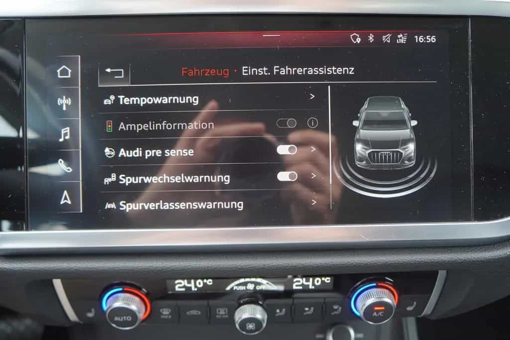 Audi Q3 40 TFSI quattro S line S-Tronic LED Navi PDC 10/2019-photo-26