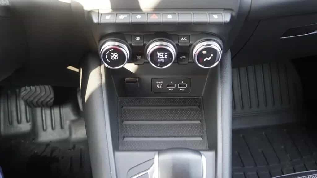 Renault Captur II 1.3 TCE Rive Gauche LED Navi Kamera 06/2022-photo-23