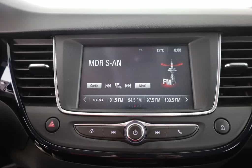 Opel Crossland 1.2 120 Jahre Kamera Winterpaket AHK 09/2019-photo-10