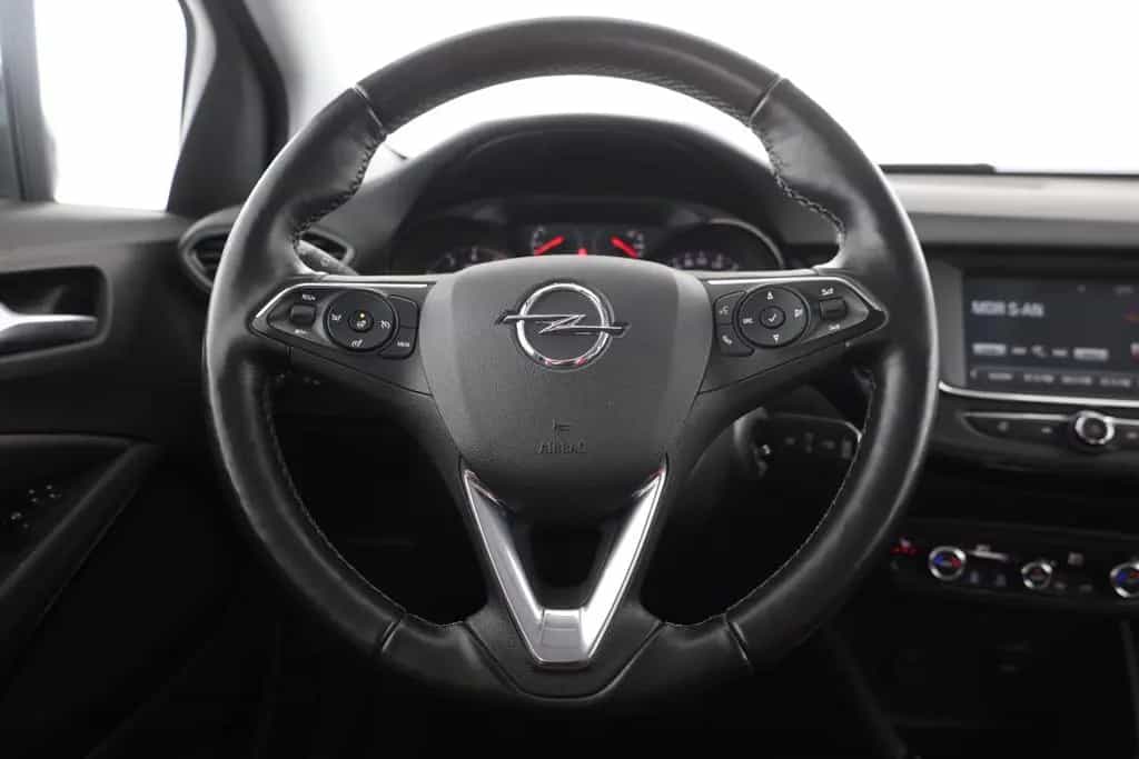 Opel Crossland 1.2 120 Jahre Kamera Winterpaket AHK 09/2019-photo-13