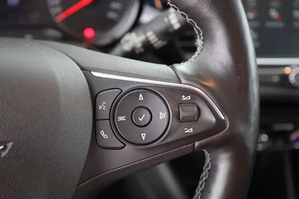 Opel Crossland 1.2 120 Jahre Kamera Winterpaket AHK 09/2019-photo-15