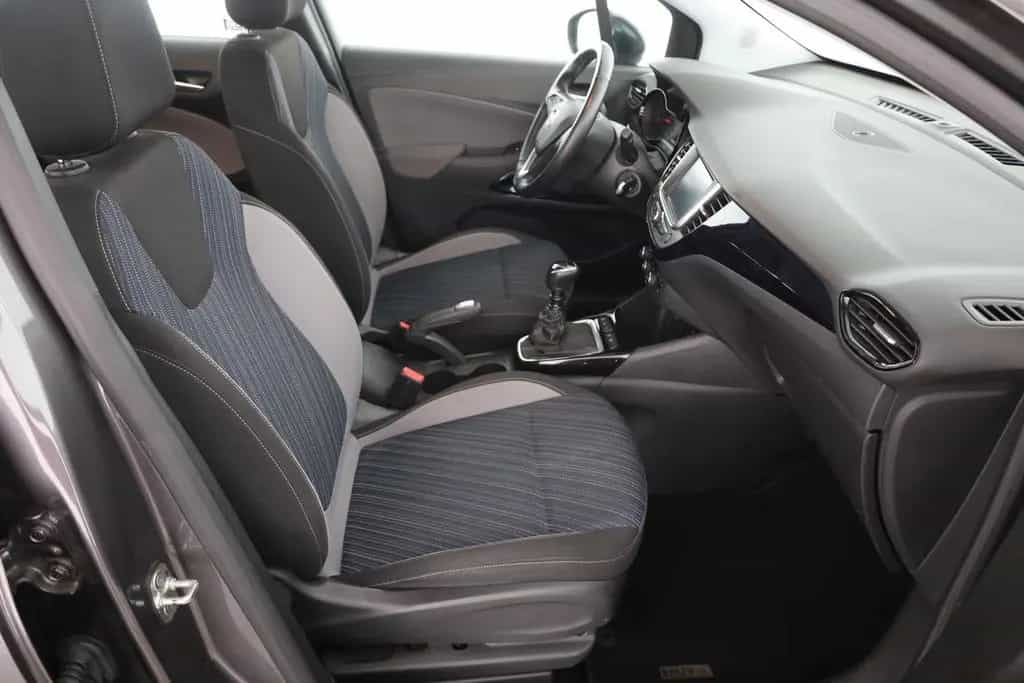 Opel Crossland 1.2 120 Jahre Kamera Winterpaket AHK 09/2019-photo-22