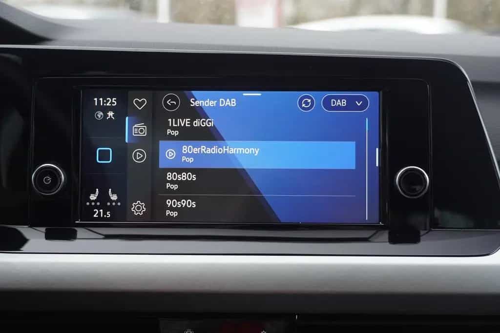 Volkswagen Golf VIII Variant 1.0 Life LED Klimaaut. DAB USB 06/2022-photo-12