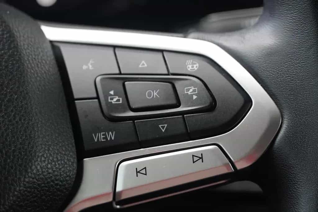 Volkswagen Golf VIII Variant 1.0 Life LED Klimaaut. DAB USB 06/2022-photo-20