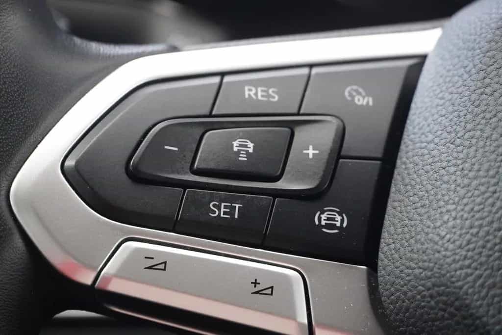 Volkswagen Golf VIII Variant 1.0 Life LED Klimaaut. DAB USB 06/2022-photo-22
