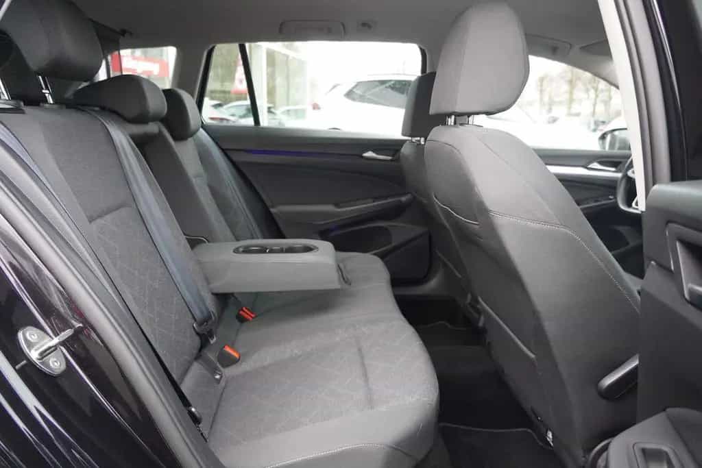 Volkswagen Golf VIII Variant 1.0 Life LED Klimaaut. DAB USB 06/2022-photo-31