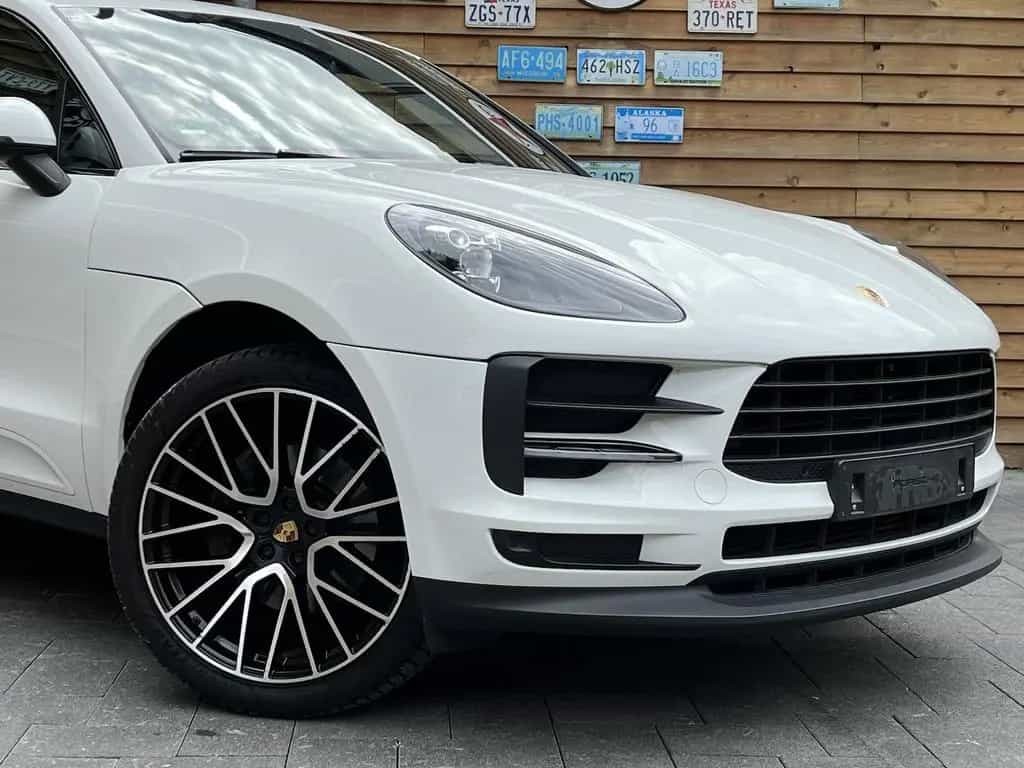 Porsche Macan Pano Navi SHZ LED Kamera 06/2020-photo-1