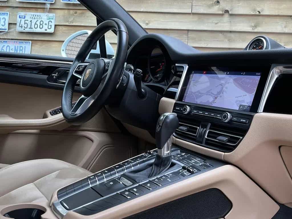 Porsche Macan Pano Navi SHZ LED Kamera 06/2020-photo-25
