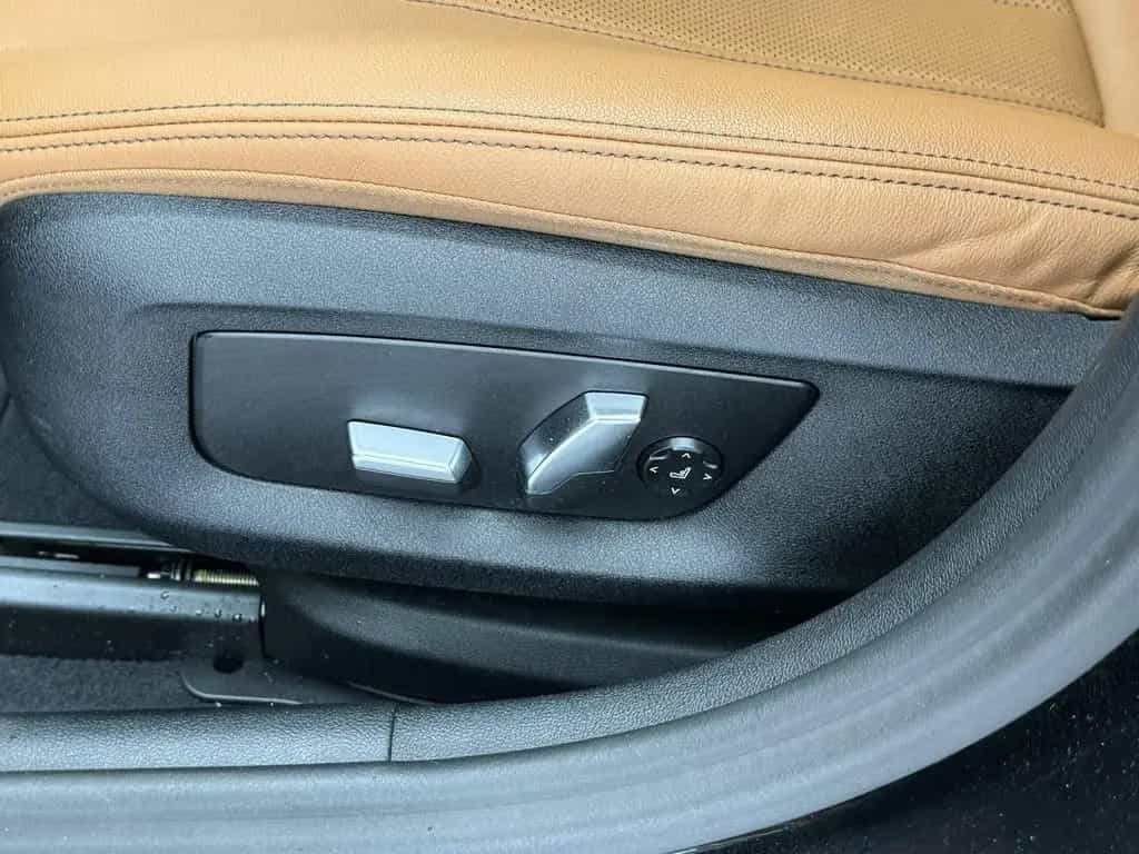 BMW 5 Series 520 dA Touring, Leder, 1 Hand, BMW Scheckheft 12/2022-photo-16