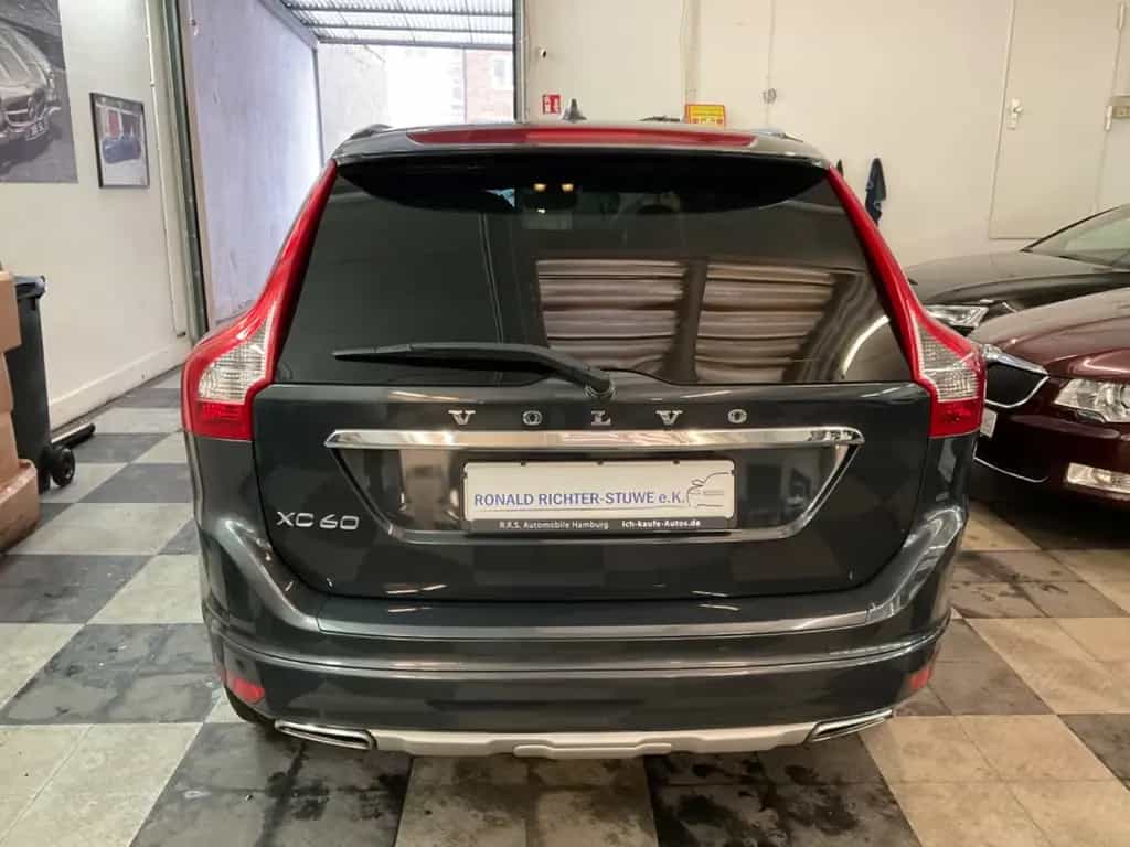 Volvo XC60 Summum 2WD Aut.Navi.Tüv05-2027 05/2017-photo-2