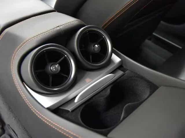 Ferrari FF 6,3 V12 4x4 06/2014-photo-28