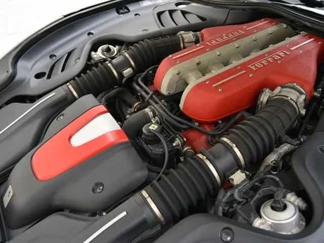 Ferrari FF 6,3 V12 4x4 06/2014-photo-31