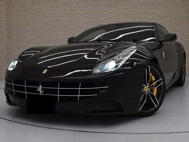Ferrari FF 6,3 V12 4x4 06/2014-photo-5