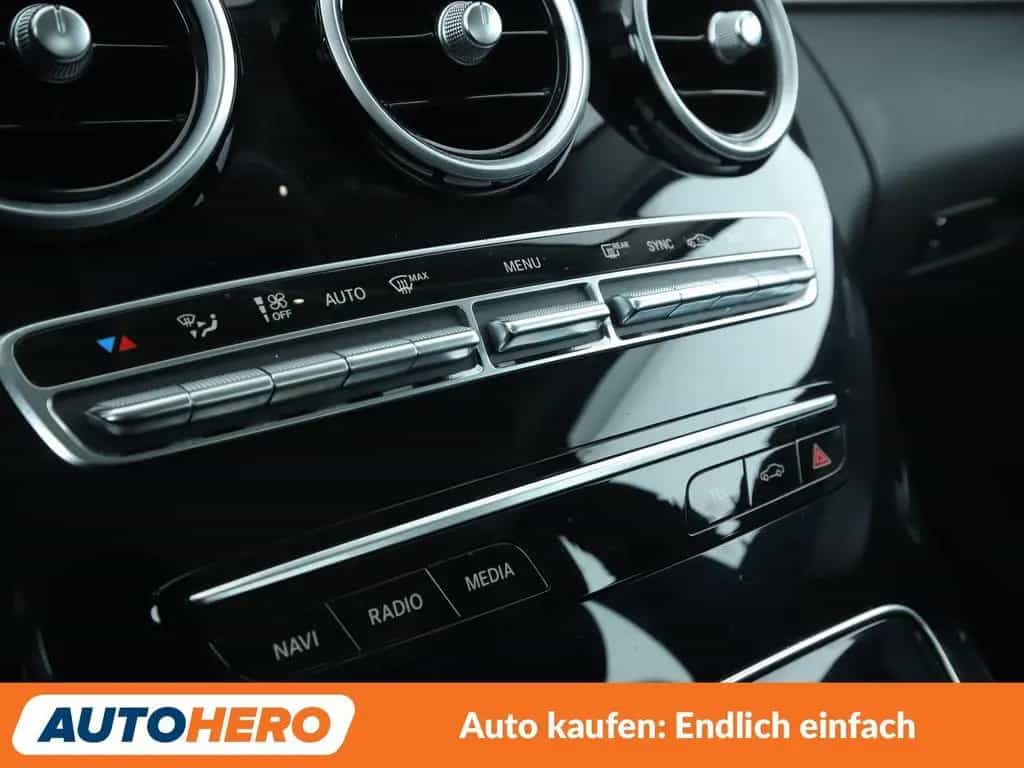 Mercedes-Benz C-Class 180 Avantgarde Aut.*NAV*LED*TEMP*CAM*PDC*SHZ* 06/2020-photo-22