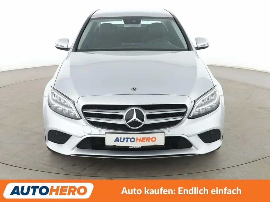 Mercedes-Benz C-Class 180 Avantgarde Aut.*NAV*LED*TEMP*CAM*PDC*SHZ* 06/2020-photo-8