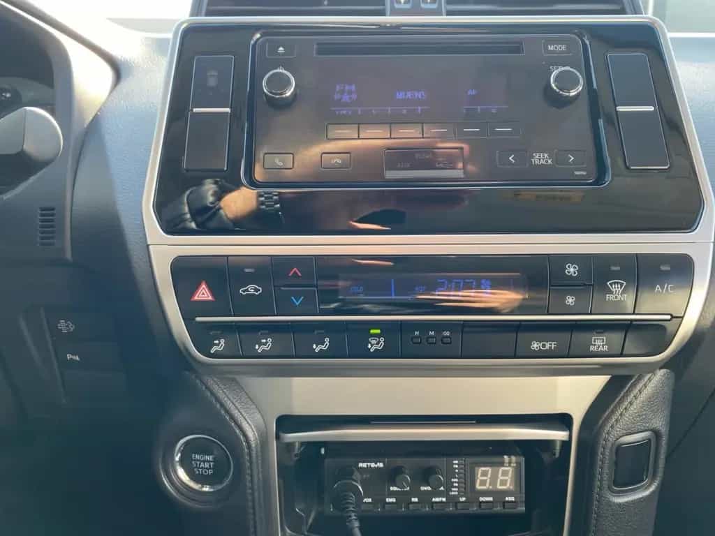 Toyota Land Cruiser 2.8 D-4D Automatik *SmartKey*BT*PDC 03/2020-photo-24