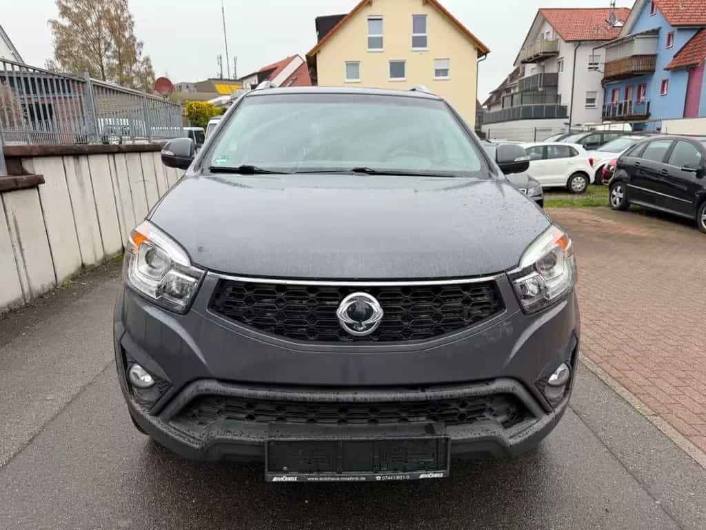 Ssangyong Korando Leder Automatik 4x4 04/2015-photo-0