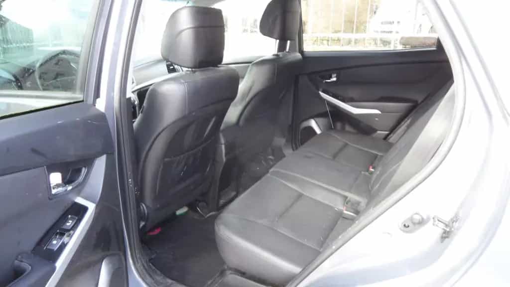 Ssangyong Korando Leder Automatik 4x4 04/2015-photo-10